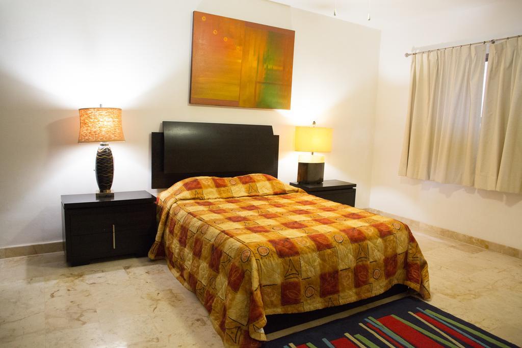 Ocean Front Corto Maltes 104 In Downtown Lägenhet Playa del Carmen Exteriör bild