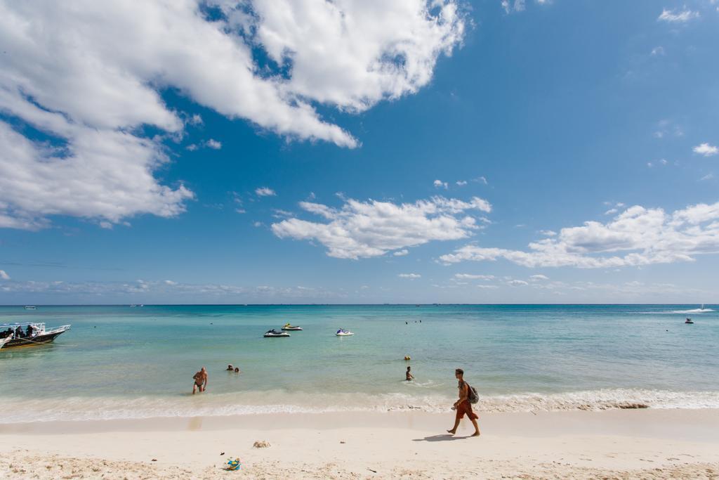 Ocean Front Corto Maltes 104 In Downtown Lägenhet Playa del Carmen Exteriör bild